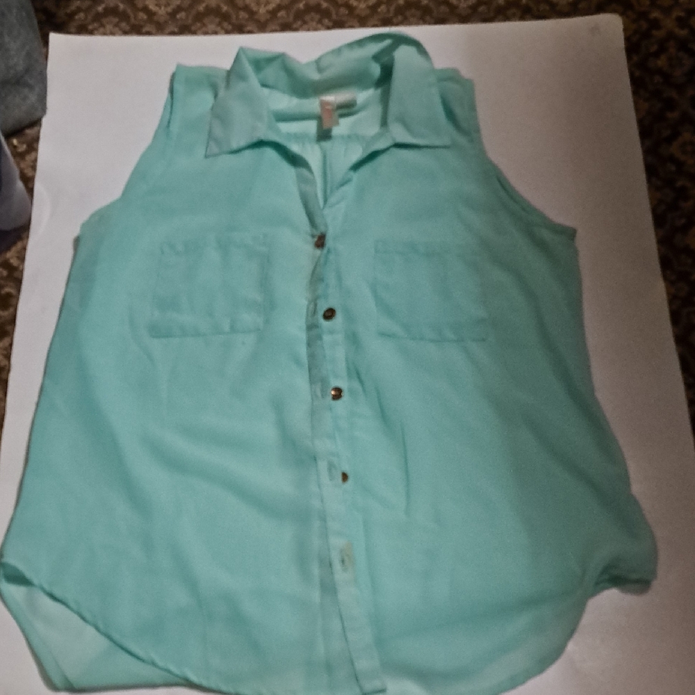 Mint Sleeveless Button-Down Shirt